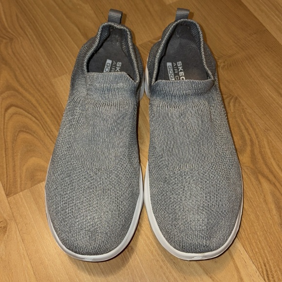 SKECHERS Performance Go Walk Evolution Ultra in gray, sz 8 - Picture 4 of 9